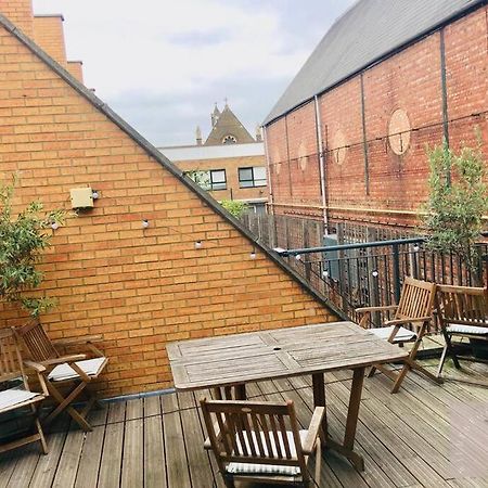 Spacious Mews Apartment, Clapham Londyn Zewnętrze zdjęcie