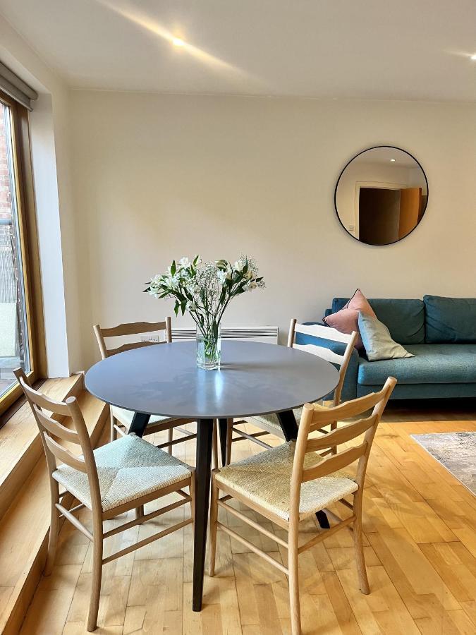 Spacious Mews Apartment, Clapham Londyn Zewnętrze zdjęcie