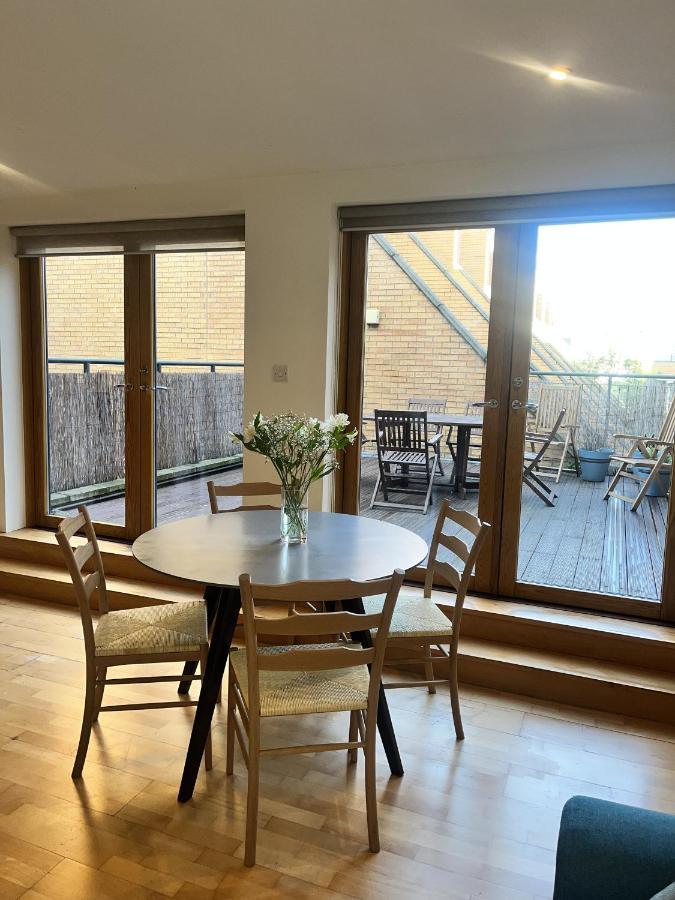 Spacious Mews Apartment, Clapham Londyn Zewnętrze zdjęcie